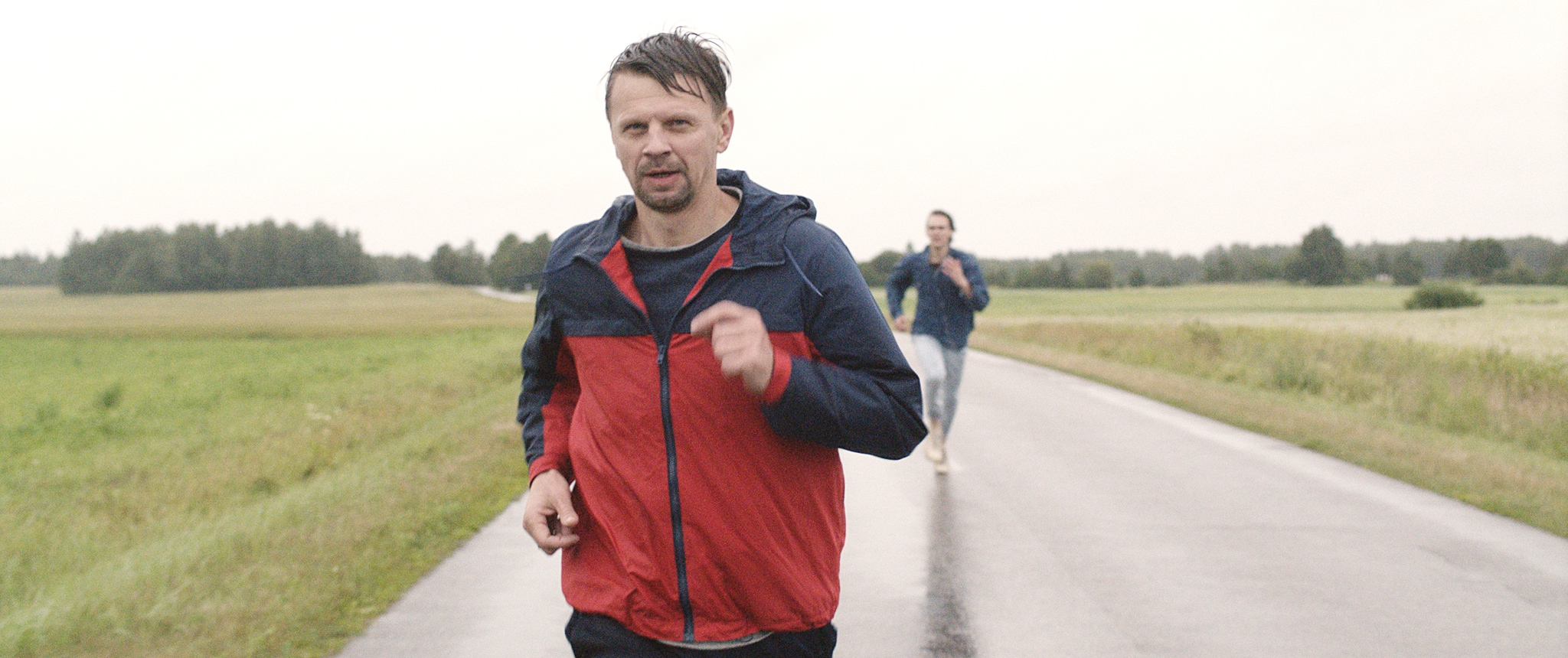 PIRMĄJĄ MEILĘ PRIMENANTIS A. MAMONTOVO „SAULĖS MIESTAS“ SKAMBA FILMO „ŠIRDYS“ ANONSE