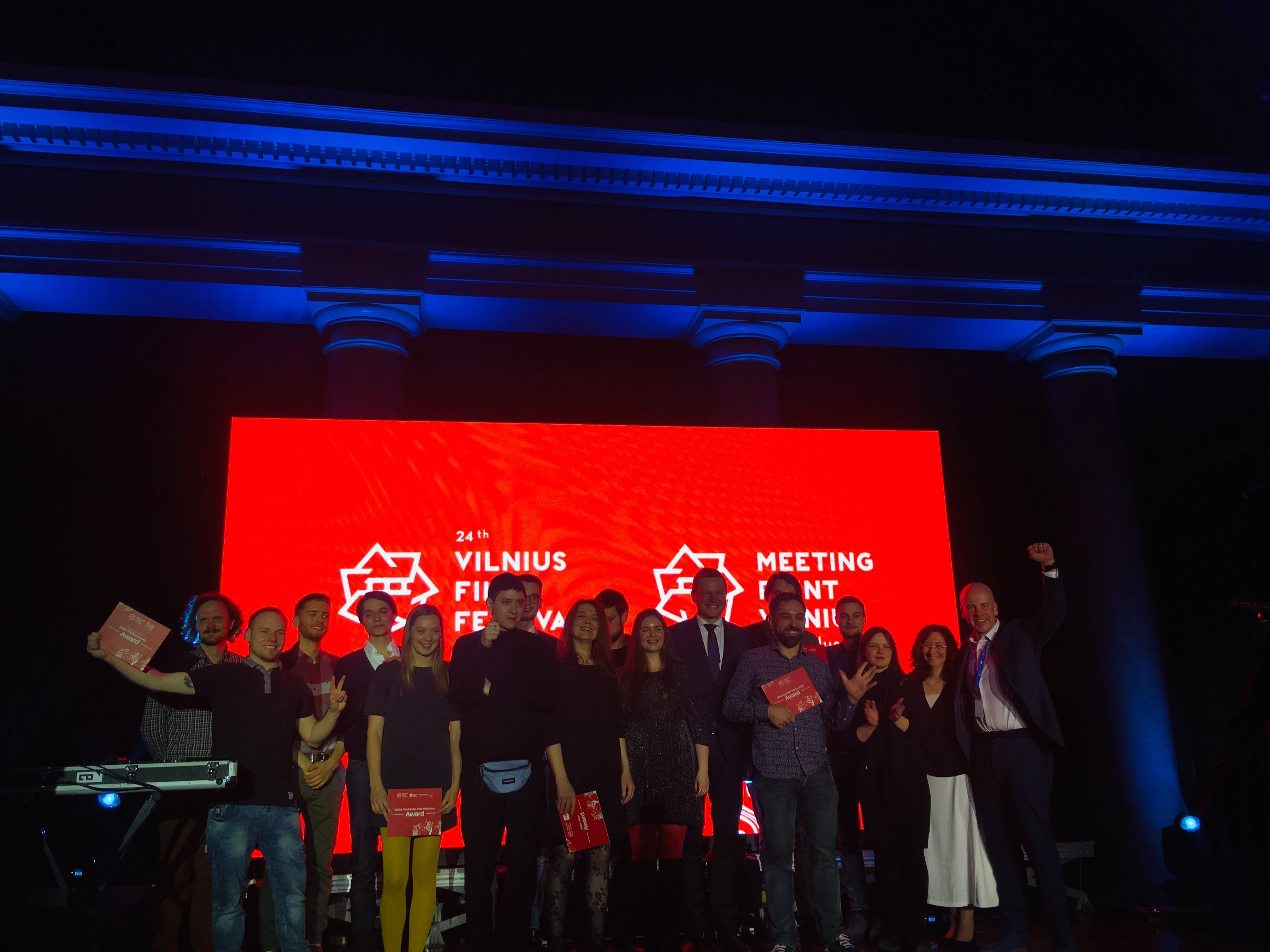 „NOVA LITUANIA” – PRIPAŽINTAS GERIAUSIU LIETUVIŠKU KINO PROJEKTU „MEETING POINT-VILNIUS“ APDOVANOJIMUOSE